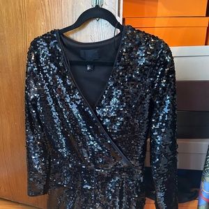 Black sequins romper (New)